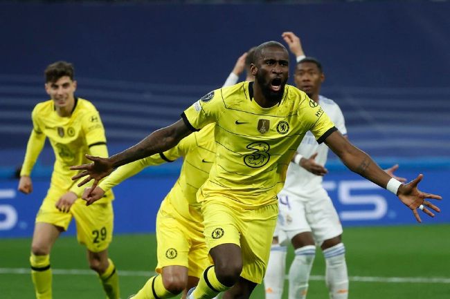 神崎レオナ